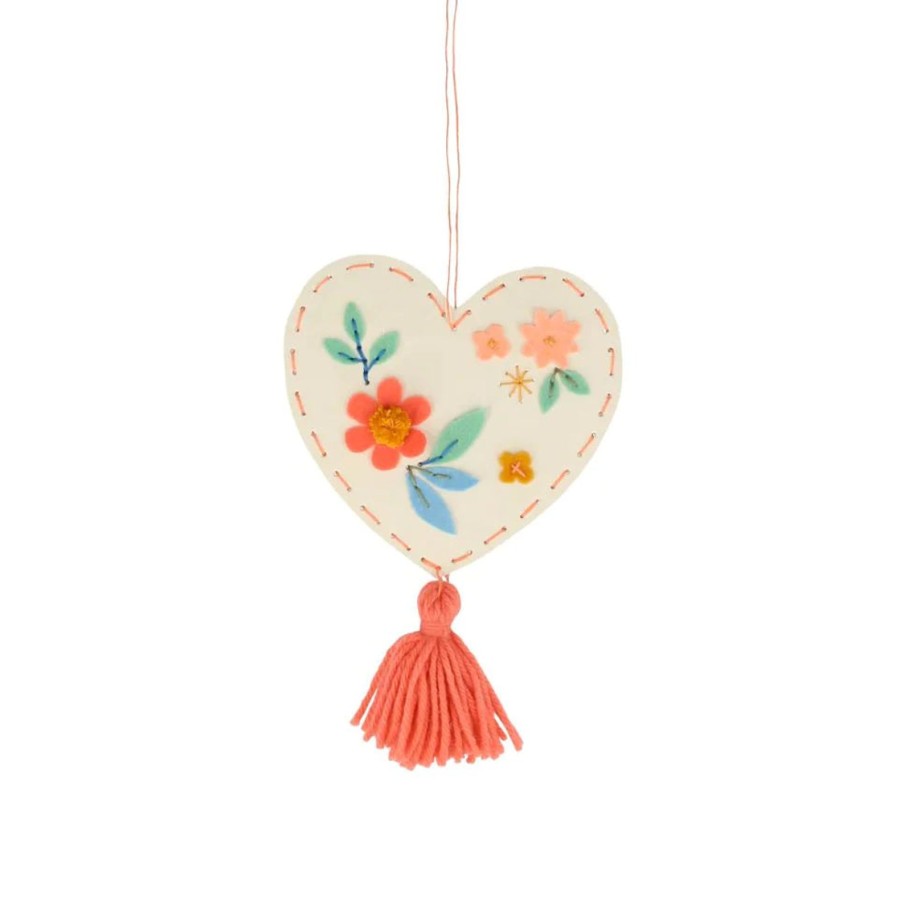 Seasonal Meri Meri | Heart Embroidery Kit